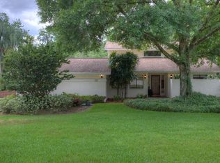 321 Fern Cliff Ave, Temple Terrace, FL 33617