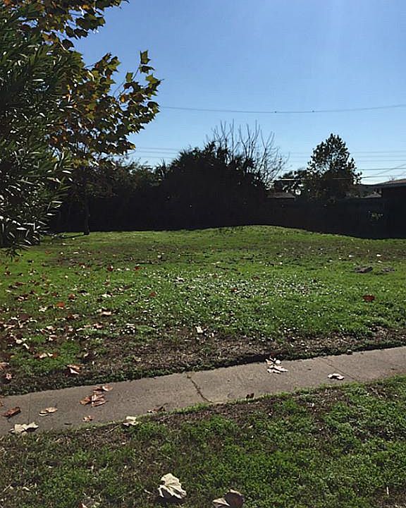 1st image of 7009 Sycamore Dr