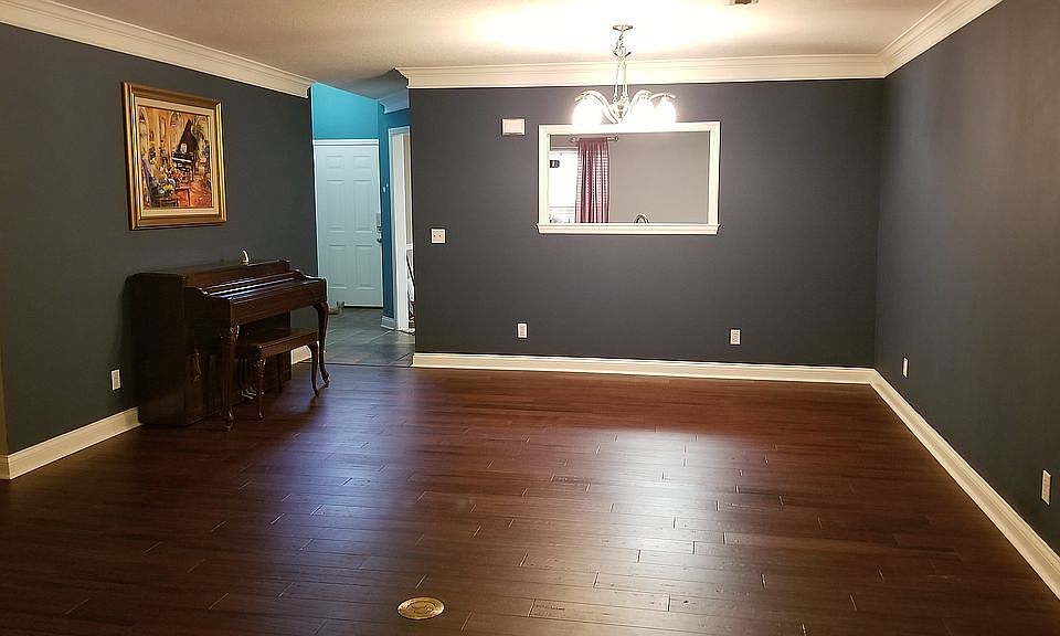 1st image of 128 Jordan Way St