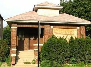 8400 S Muskegon Ave, Chicago, IL 60617