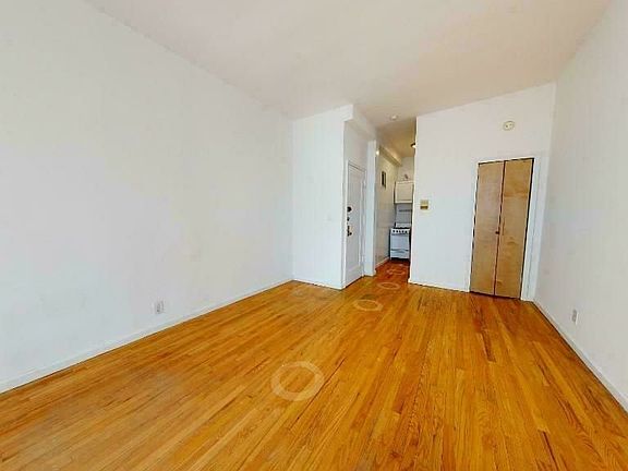 3rd image of 1473 1st Ave APT 2B