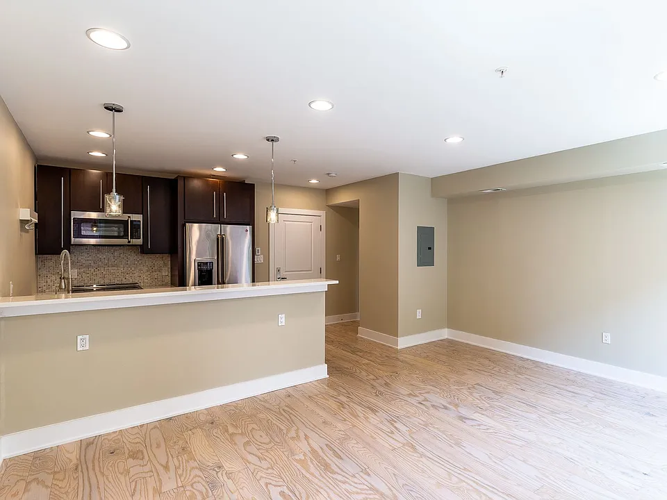 1421 Florida Ave NW #4