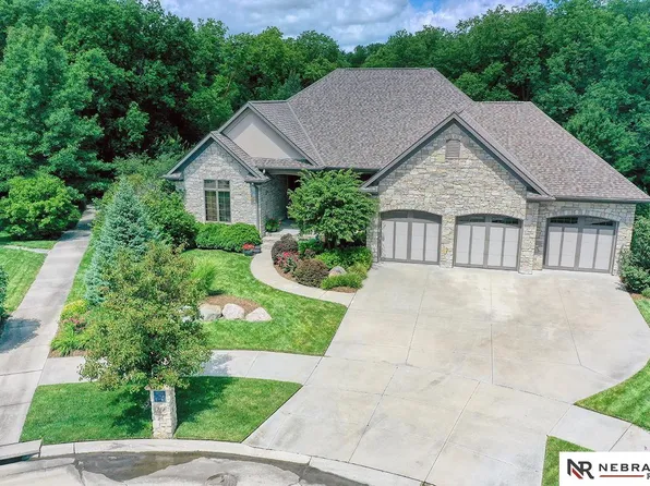 1744 W Set Aside Cir, Lincoln, NE 68523