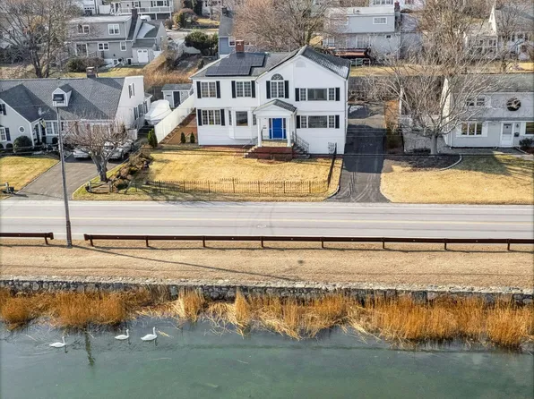 237 Weed Avenue, Stamford, CT 06902