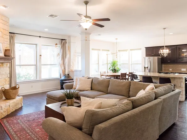 300 Grafton Ln, Austin, TX 78737