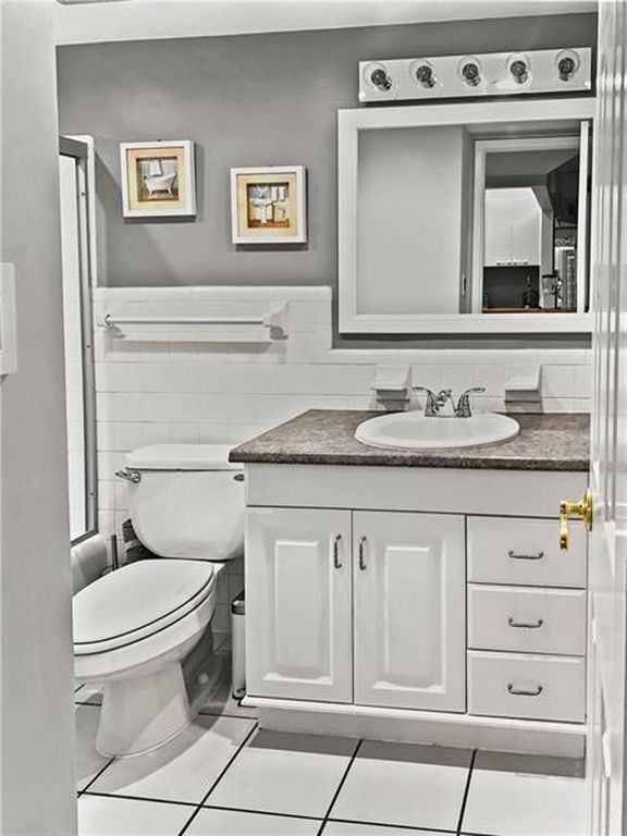 221 SE 9th Avenue #103, photo 5