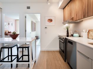 30-77 Vernon Blvd #405S, Astoria, NY 11102