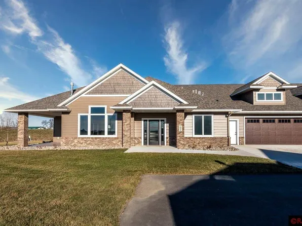 1022 Saba Blvd, Mankato, MN 56001