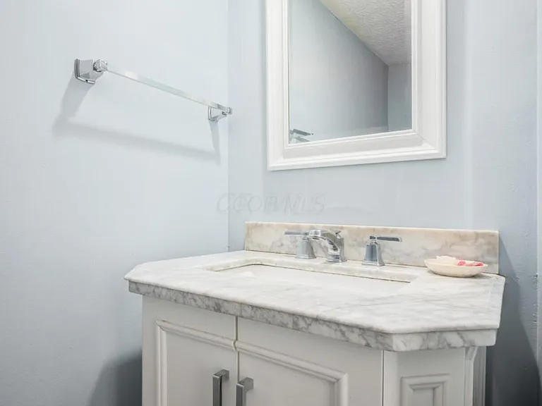 6985 Muirfield Dr — Photo 9
