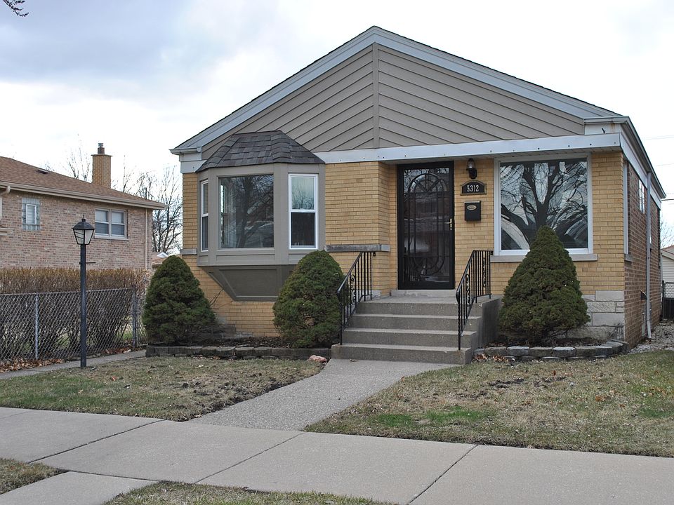 1st image of 5312 N Mulligan Ave