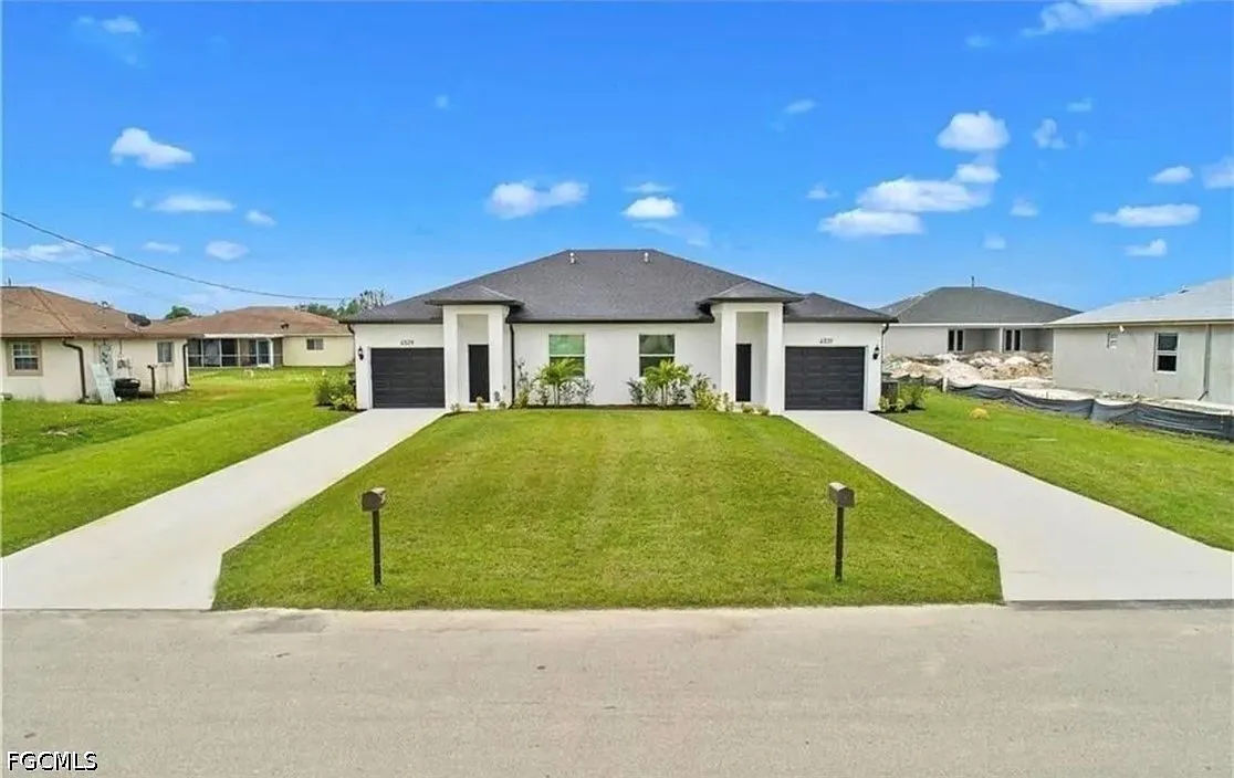 3 bed, 2.0 bath, 1176 sqft, $1,800 — Photo 1