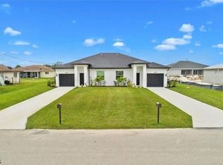 726 Gretchen Ave S, Lehigh Acres, FL 33973