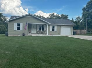 118 Cecil Stockton Ln, Livingston, TN 38570