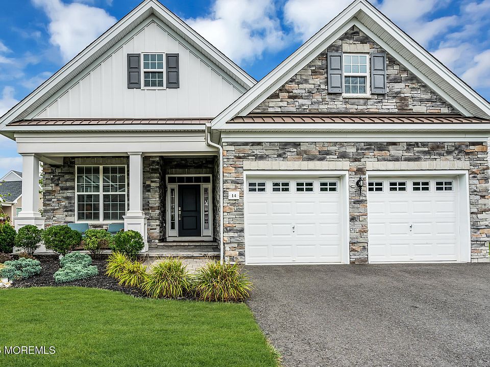1st image of 14 Ambermist Way
