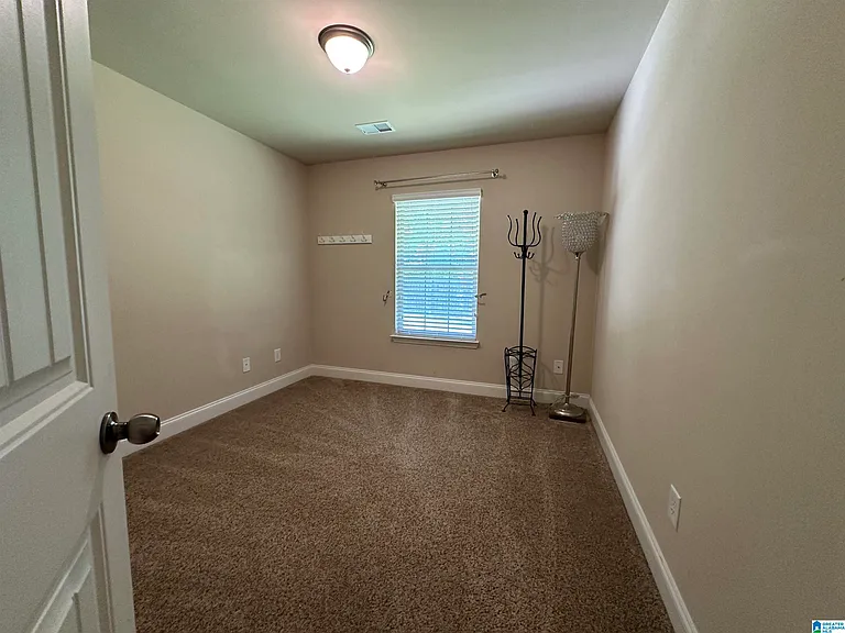 480 River Crest Dr N — Photo 11