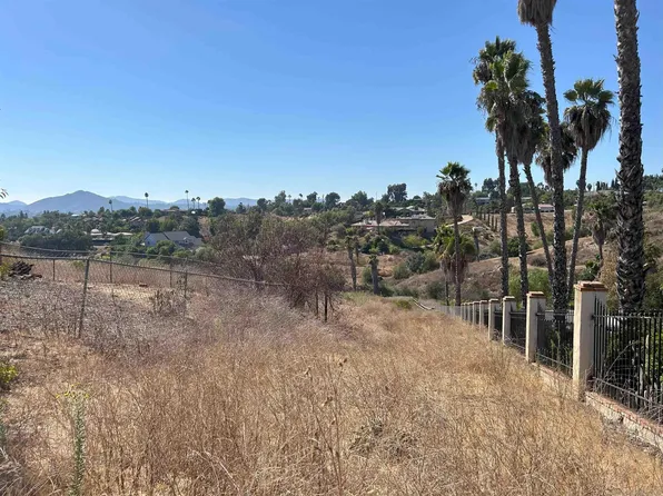 3207 Ryan Dr #0, Escondido, CA 92025