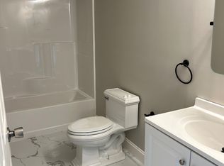 927 Valley Rd #2, Waterford, ME 04088