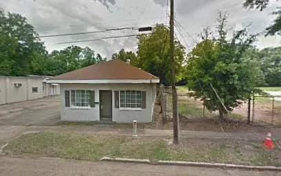 208 E Georgetown St — Photo 7