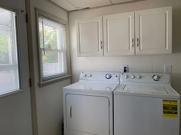 7428 Deering St — Photo 10