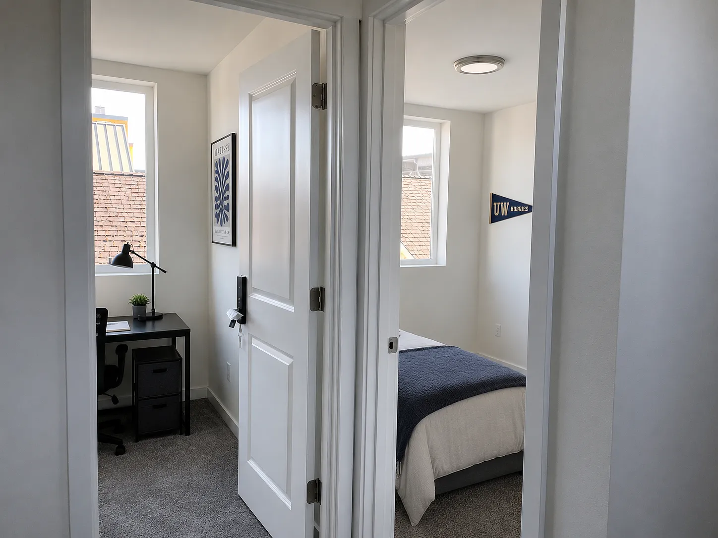 Iris Apartments — Photo 4
