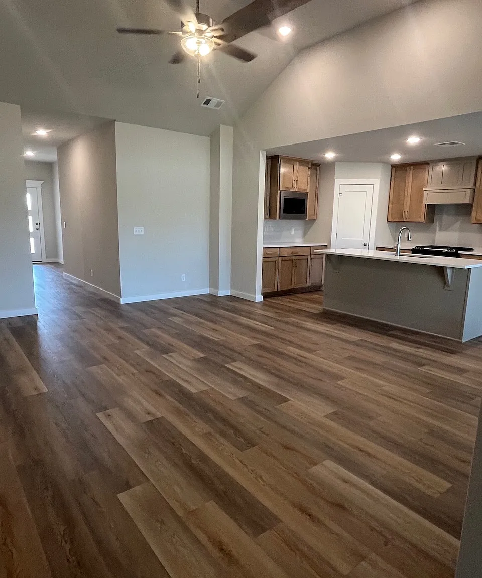 7212 E 135th St S - Like-New in Gated River Crest, Bixby! Comm. Pool! — Photo 2