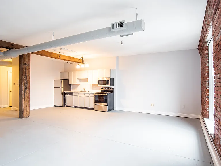 Delaware Lofts — Photo 6