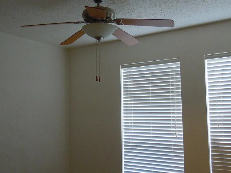 4808 Gray Fox Dr — Photo 18