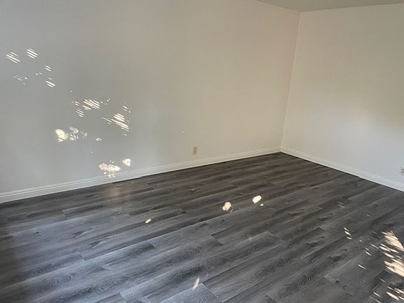 2nd image of 205 N Vermont Ave APT 5