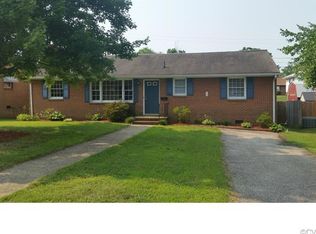 311 Yorktown Dr, Colonial Heights, VA 23834
