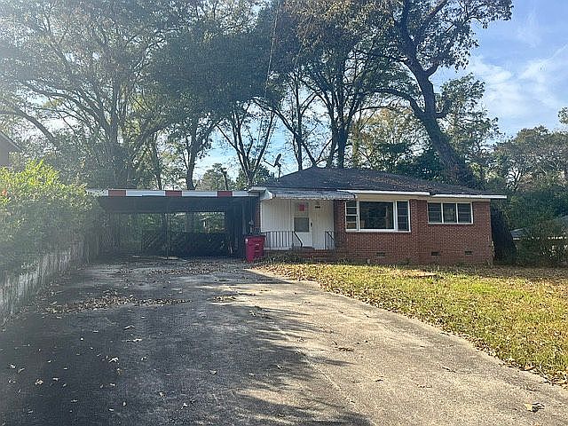 1st image of 4225 Fairfax Dr