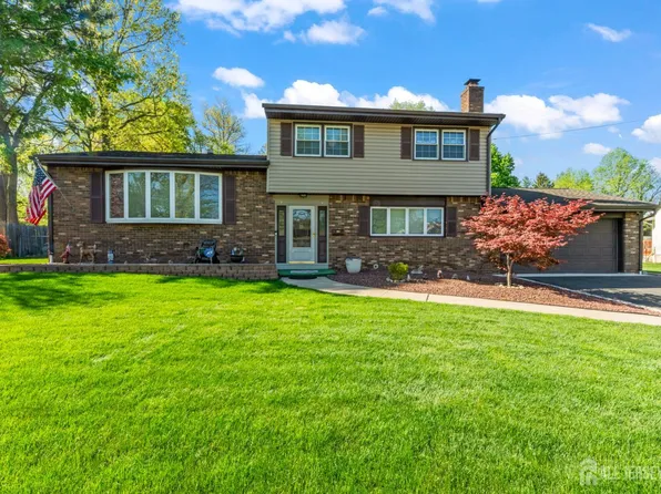 12 Sullivan Way, East Brunswick, NJ 08816