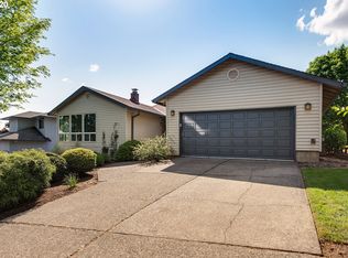11945 SE Knee Ct, Happy Valley, OR