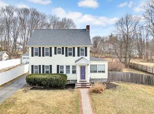 44 Douglas Rd, Lowell, MA 01852