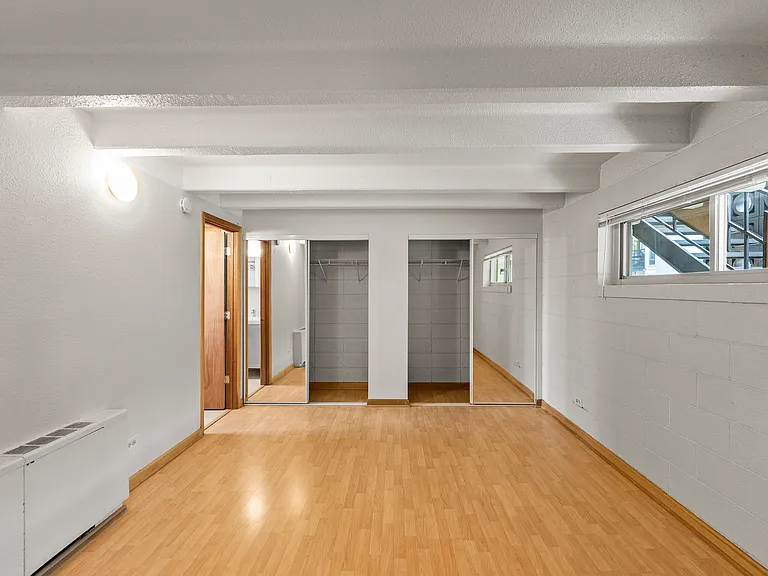 2860 W 32nd Ave — Photo 30