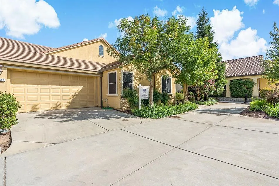 Building Photo - 1656 Marseille Ln