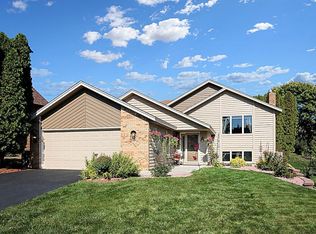 612 Chicago Dr, Burnsville, MN 55306