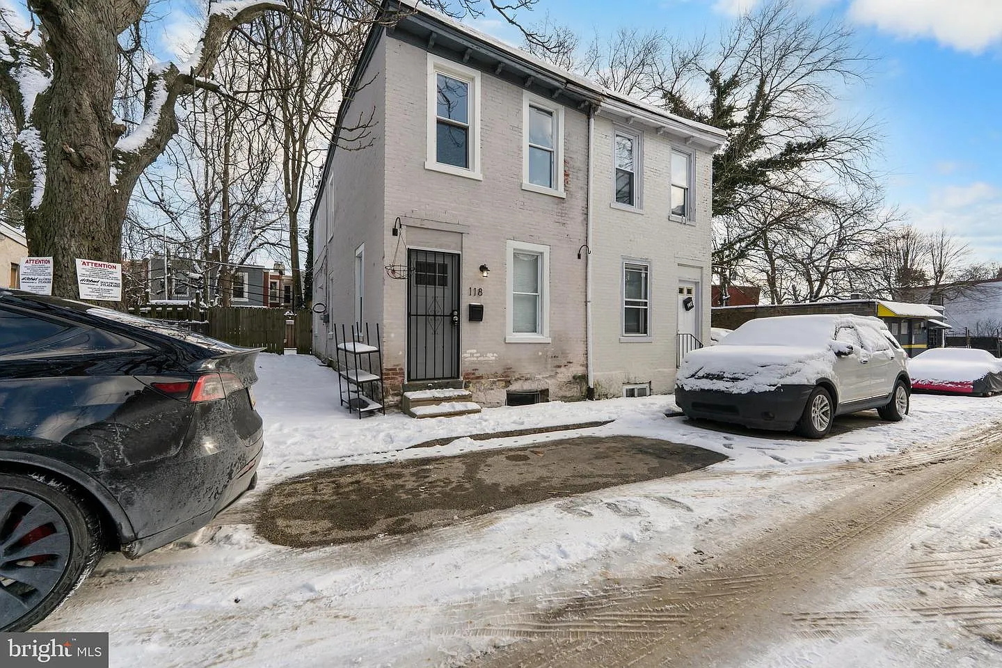 118 E Springer St photo 1