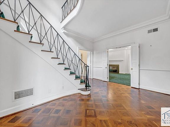4th image of 1119 Knollwood Pl