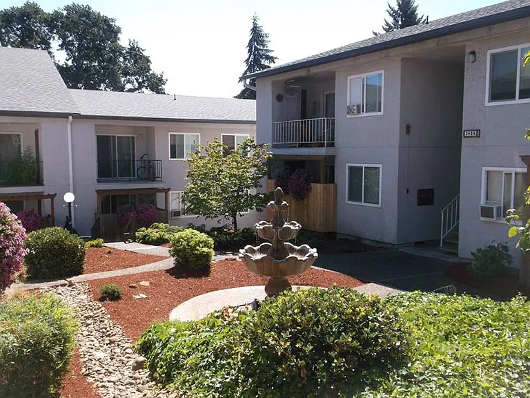 3404 Liberty Rd S #3 — Photo 2