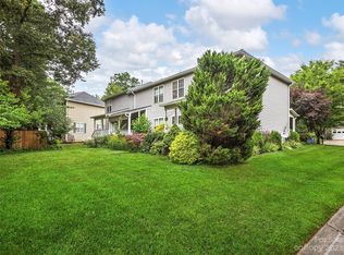 13 Willowick Dr, Asheville, NC 28803