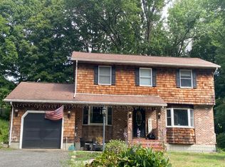 40 Palmer Ln, Plainfield, CT 06374