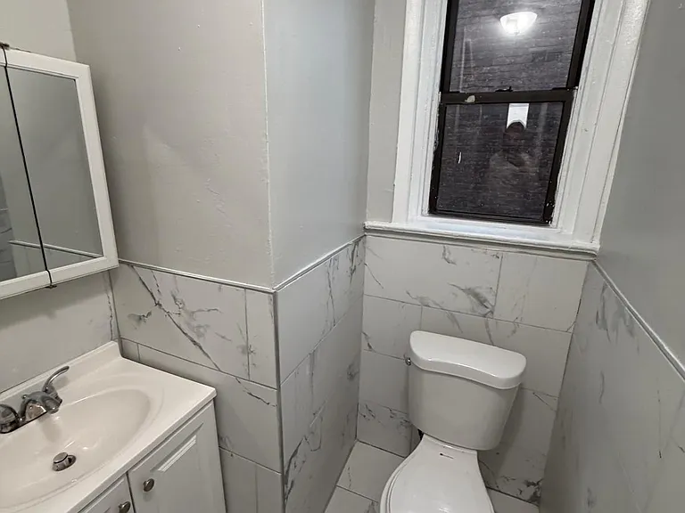 653 Mount Prospect Ave #4C — Photo 7