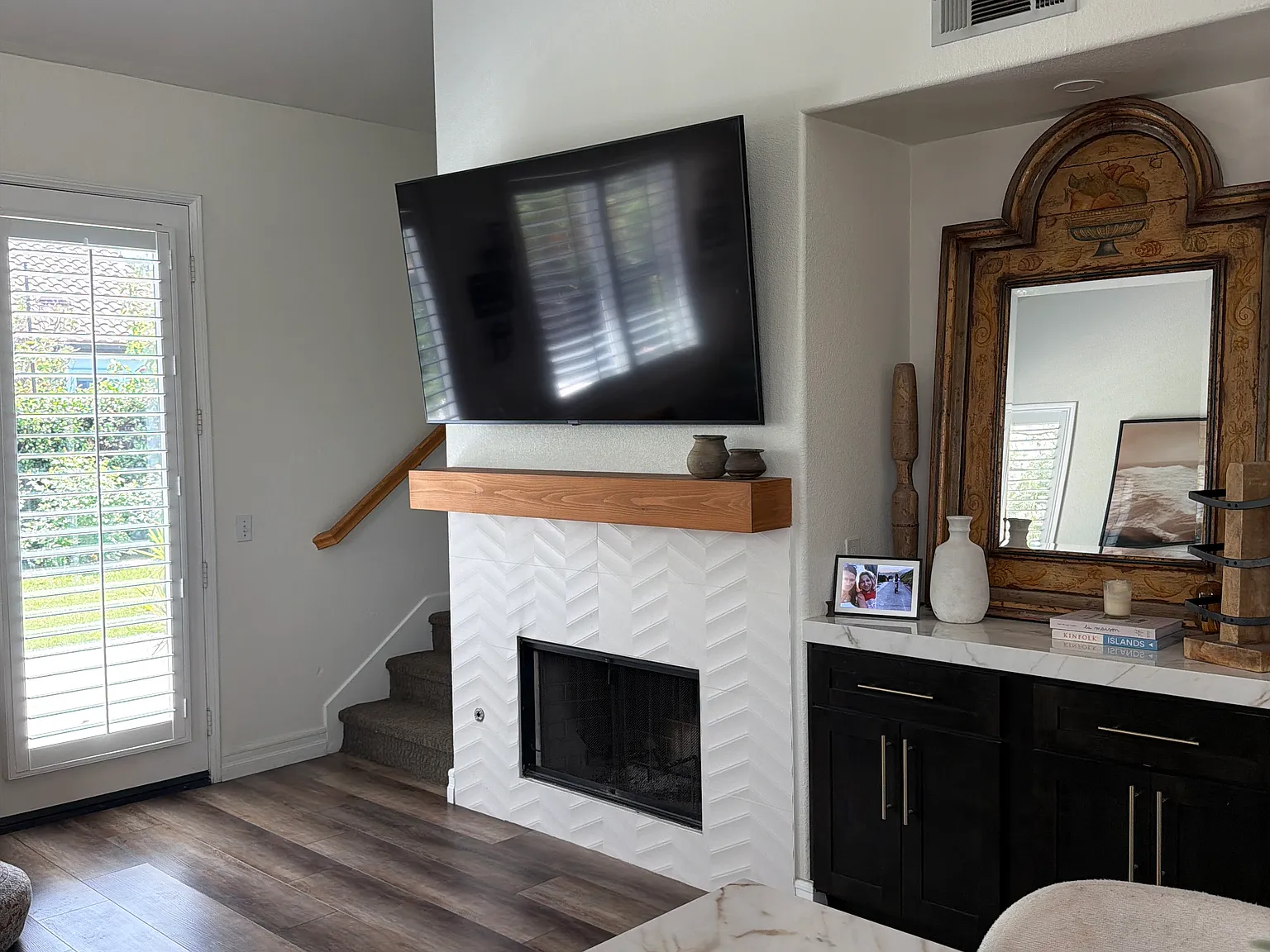4 bed, 2586 sqft, $5,800 — Photo 4