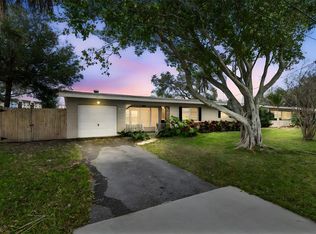 10970 Grove Ter, Seminole, FL 33772