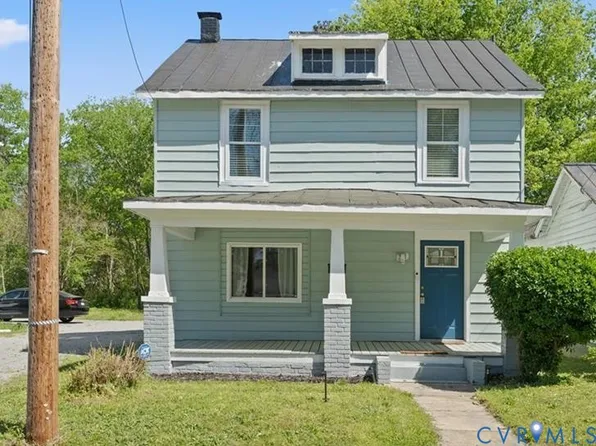 734 Halifax St, Emporia, VA 23847