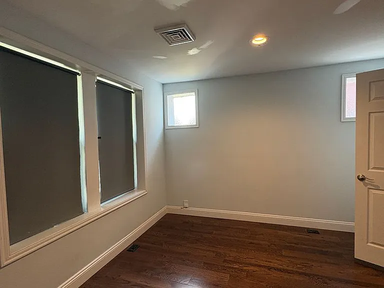 4217 Blaine Ave — Photo 9
