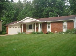 50788 Oak Tree Ln, Bristol, IN 46507