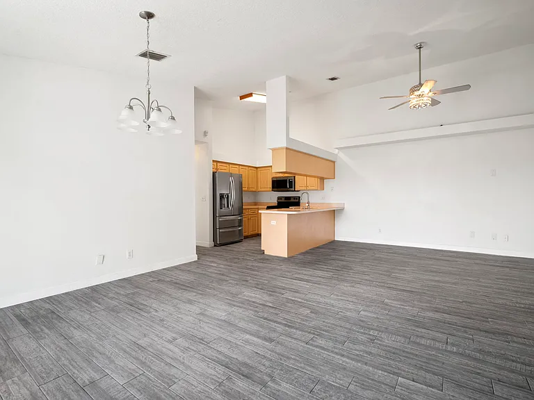 1013 Apollo Beach Blvd — Photo 9