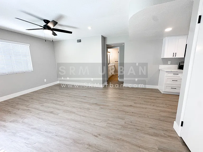 4742 Seminole Dr #2 — Photo 3