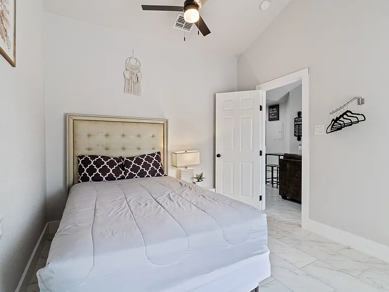 2831 Whisper View St — Photo 41
